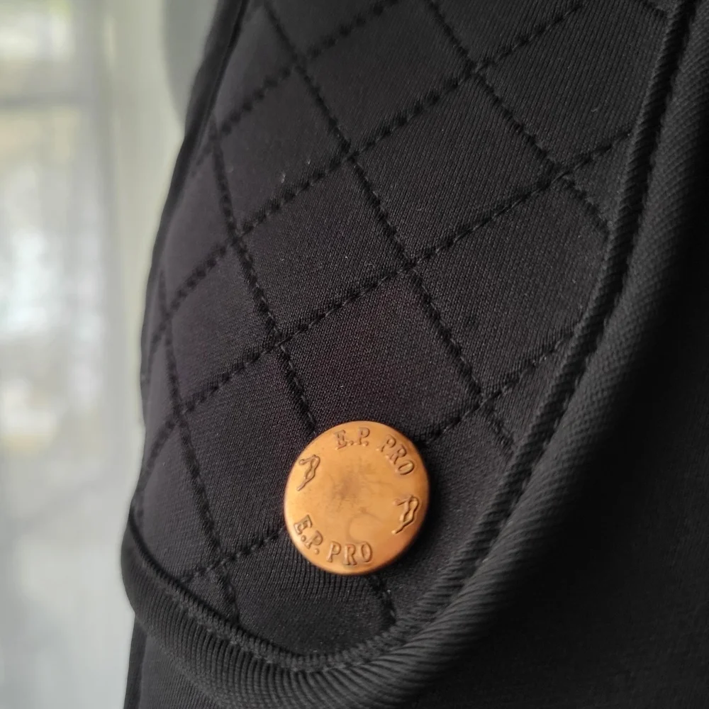 EP Pro Black Quilted Vest with Gold Accents Women's‎ Size Small